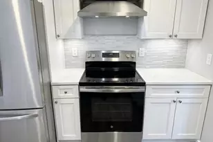 11 Manor Ln, Stony Brook, NY 11790 - Photo 12