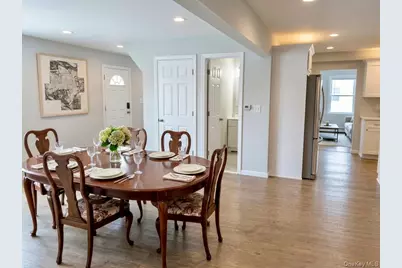 11 Manor Lane, Stony Brook, NY 11790 - Photo 4