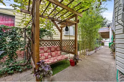 455 E 28th Street, Brooklyn, NY 11226 - Photo 26