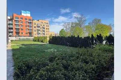 14480 Sanford Avenue #6F, Flushing, NY 11355 - Photo 8