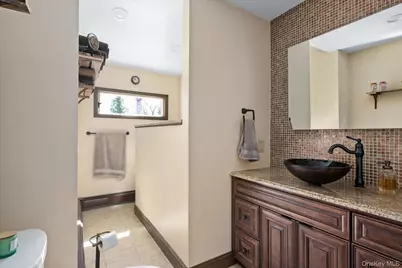5 Erlwein Court, Massapequa, NY 11758 - Photo 10