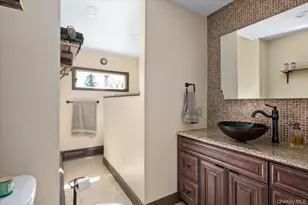 5 Erlwein Ct, Massapequa, NY 11758 - Photo 10