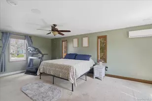 5 Erlwein Ct, Massapequa, NY 11758 - Photo 12