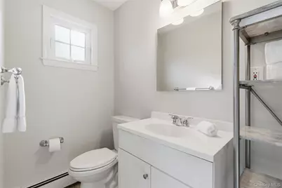 120 Greenlawn Road, Huntington, NY 11743 - Photo 12