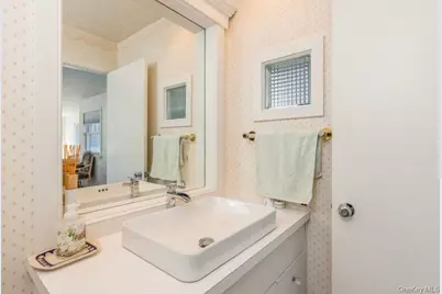 582 Hayground Road, Water Mill, NY 11976 - Photo 10