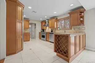 19 S Constitution, Tappan, NY 10983 - Photo 14