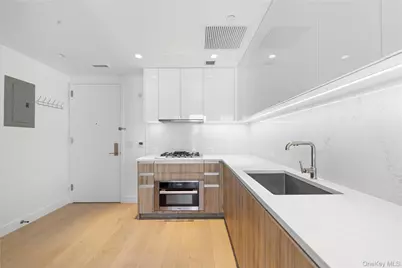 136-18 Maple Avenue #5F, Flushing, NY 11355 - Photo 4