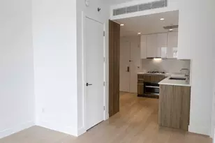 136-18 Maple Ave, Flushing, NY 11355 - Photo 6