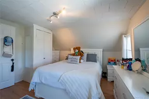 23 Bent Ln, Levittown, NY 11756 - Photo 12