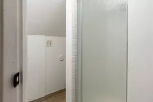 23 Bent Ln, Levittown, NY 11756 - Photo 16