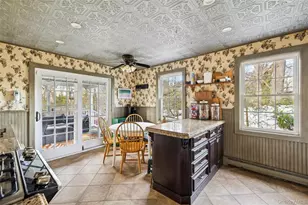 198 Pidgeon Hill Rd, South Huntington, NY 11746 - Photo 8