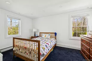 198 Pidgeon Hill Rd, Huntington Station, NY 11746 - Photo 14