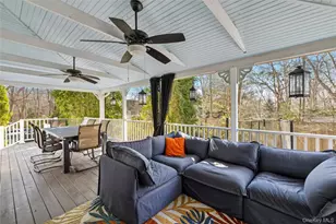 198 Pidgeon Hill Rd, South Huntington, NY 11746 - Photo 18