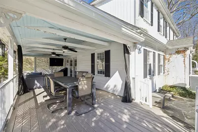 198 Pidgeon Hill Road, Huntington Station, NY 11746 - Photo 18