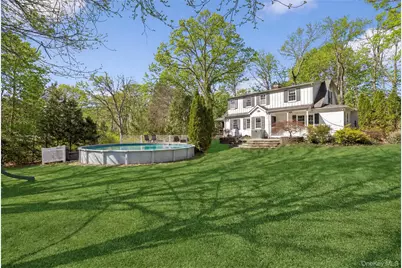 198 Pidgeon Hill Road, South Huntington, NY 11746 - Photo 2