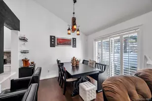 4 Beech St, Central Islip, NY 11722 - Photo 6