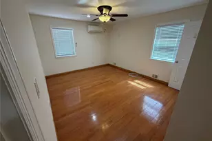 83-11 169th St, Jamaica, NY 11432 - Photo 4