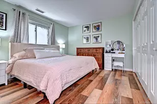 847 Skyline Dr, Coram, NY 11727 - Photo 8