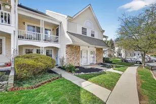 47 Millholland Dr W, Fishkill, NY 12524 - Photo 2