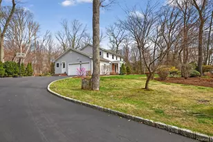 2 Fenimore Ln, Huntington, NY 11743 - Photo 4