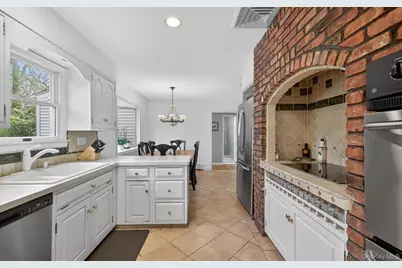 2 Fenimore Lane, Huntington, NY 11743 - Photo 24