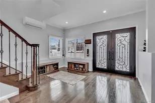 8 Vernon St, Farmingdale, NY 11735 - Photo 4