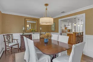 7 Shady Meadow Ln, Syosset, NY 11791 - Photo 10