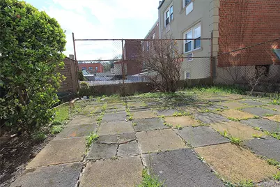 60-60 69th Place, Maspeth, NY 11378 - Photo 20