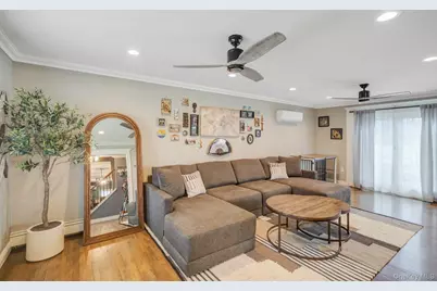 528 Mollie Boulevard, Holbrook, NY 11741 - Photo 4