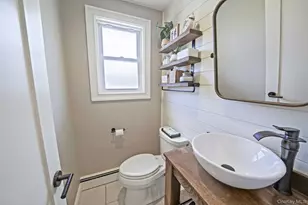 528 Mollie Blvd, Holbrook, NY 11741 - Photo 16