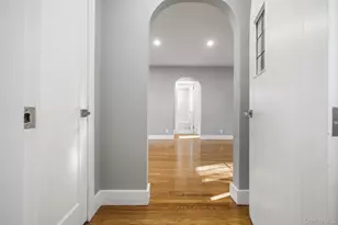 71 Longfellow St, Hartsdale, NY 10530 - Photo 4