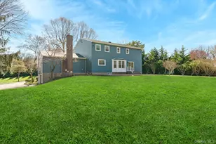 2 Pebble Hill Dr, Northport, NY 11768 - Photo 6