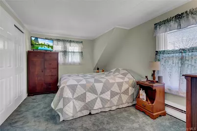 35 E 12th Street, Huntington Station, NY 11746 - Photo 24