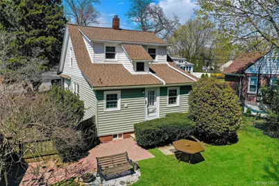 35 E 12th Street, Huntington Station, NY 11746 - Photo 30