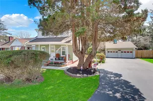 35 E 12th St, Huntington Station, NY 11746 - Photo 2