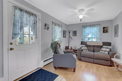 35 E 12th Street, Huntington Station, NY 11746 - Photo 10