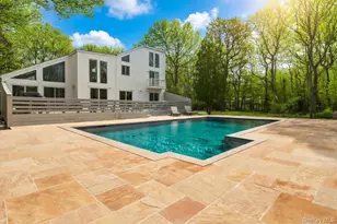 44 Diane Dr, East Hampton, NY 11937 - Photo 32