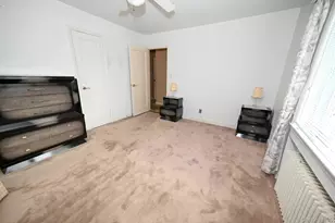 1102 Phoebe St, Franklin Square, NY 11010 - Photo 8