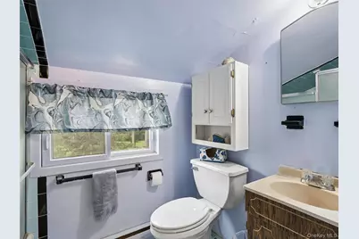 20 Cherry Lane, Huntington, NY 11743 - Photo 14