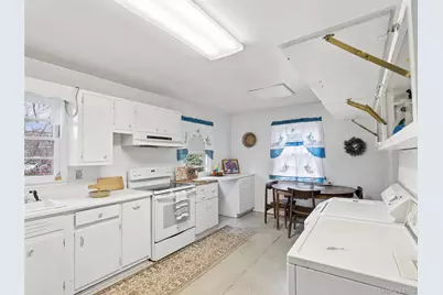 20 Cherry Lane, Huntington, NY 11743 - Photo 4