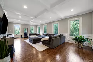 9 Maureen Dr, Mount Sinai, NY 11766 - Photo 12