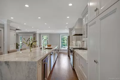 9 Maureen Drive, Mount Sinai, NY 11766 - Photo 4