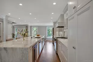 9 Maureen Dr, Mount Sinai, NY 11766 - Photo 4