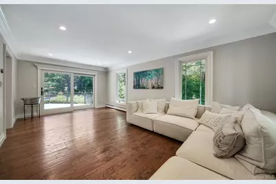 9 Maureen Drive, Mount Sinai, NY 11766 - Photo 10