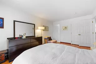 240-46 Oak Park Dr, Little Neck, NY 11362 - Photo 14