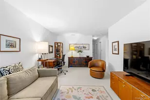 240-46 Oak Park Dr, Little Neck, NY 11362 - Photo 20