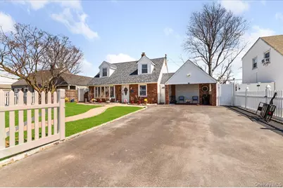 59 Slate Lane, Levittown, NY 11756 - Photo 2