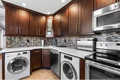 59 Slate Lane, Levittown, NY 11756 - Photo 10