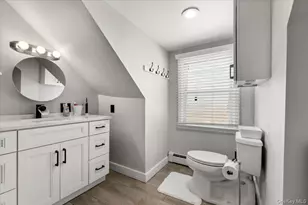 59 Slate Ln, Levittown, NY 11756 - Photo 16