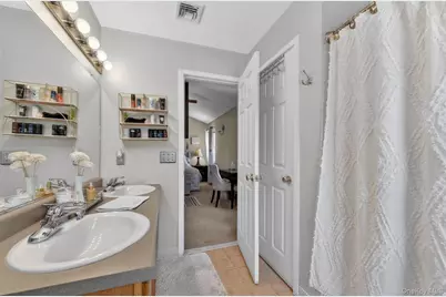 6 Rutland Lane, Newburgh, NY 12550 - Photo 32